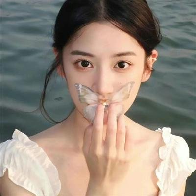 闹剧谜案